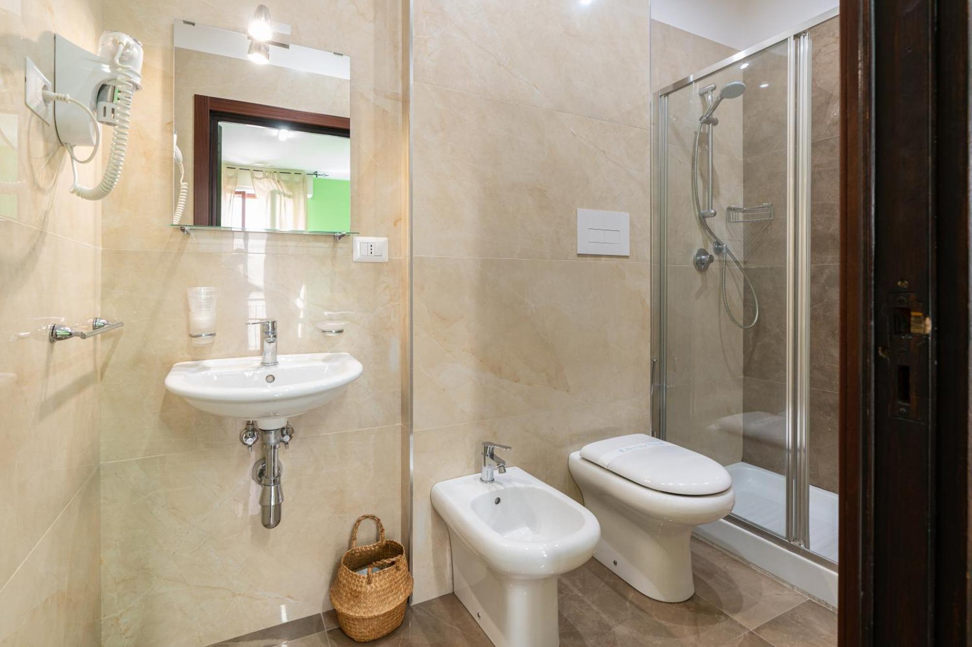 Santa Croce Rooms Barletta Esterno foto