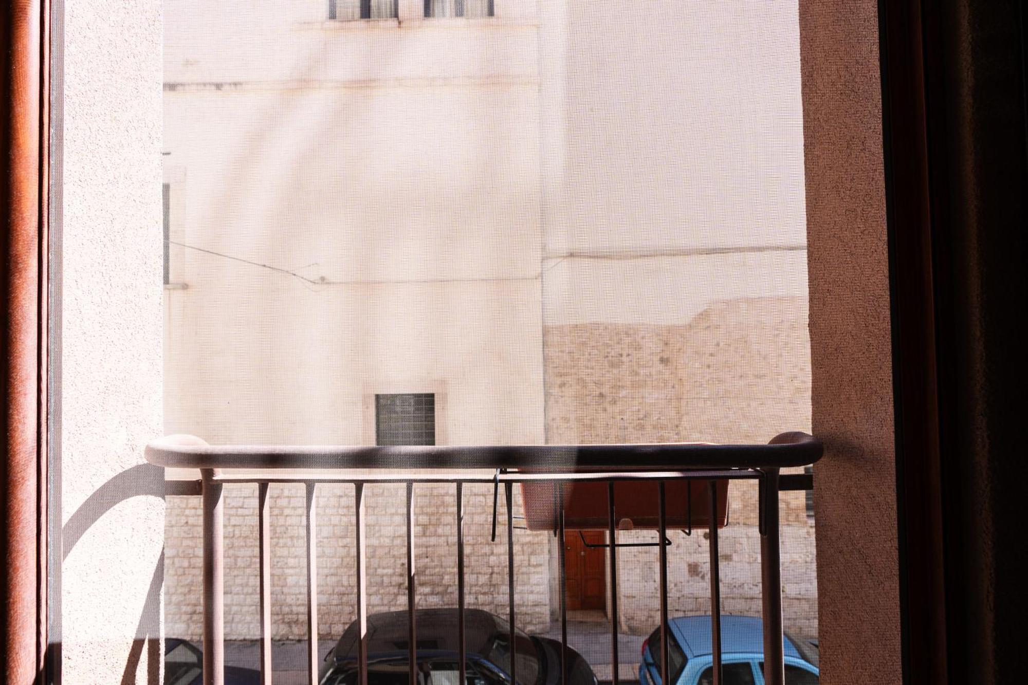 Santa Croce Rooms Barletta Esterno foto